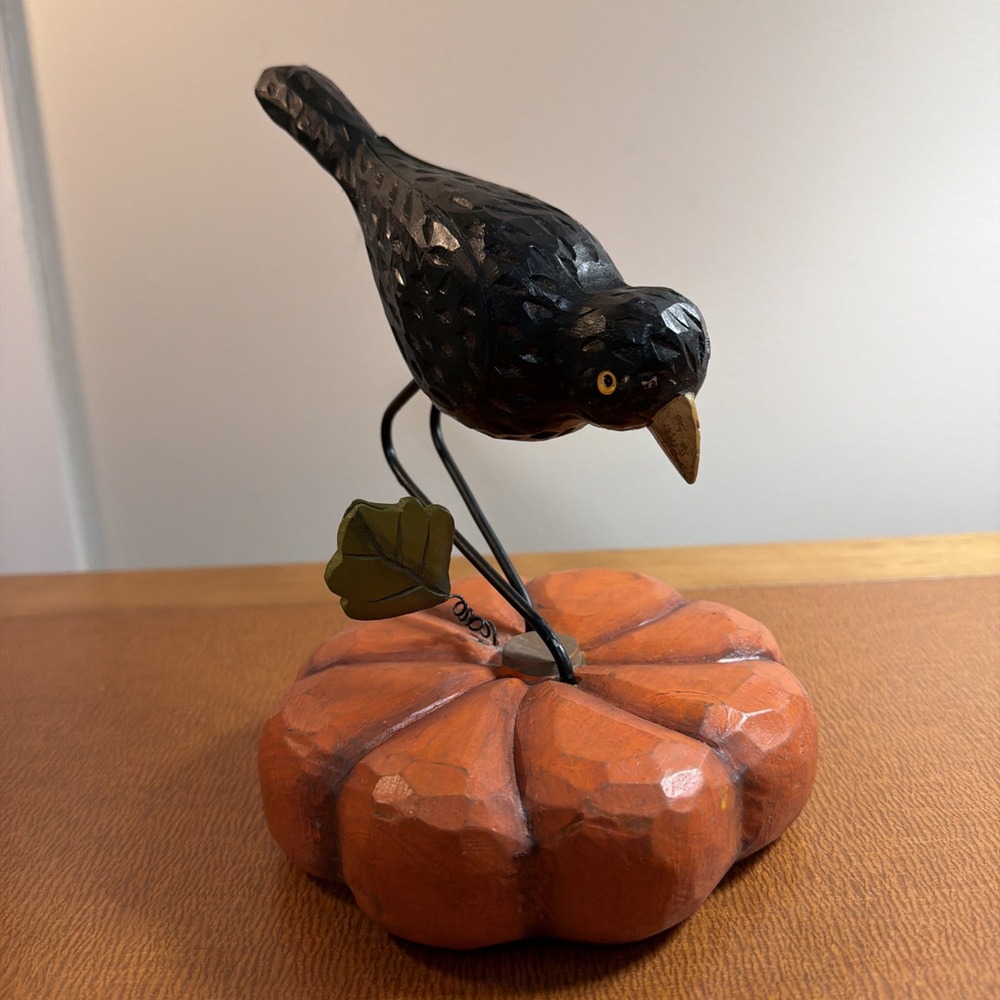 Promitive Halloween Black Crow On Pumpkin 8"